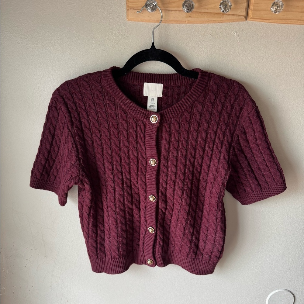H&M Burgundy Cable Knit Short Sleeve Cardigan Gold Buttons M Old Money